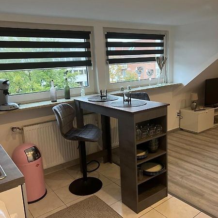 25 Qm Ferienwohnung Neuss Furth Buitenkant foto